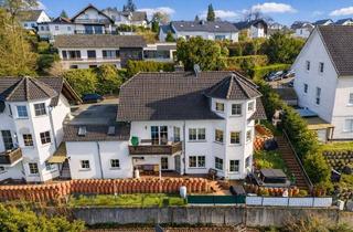 Haus kaufen in 56581 Ehlscheid, Das Haus mit Turm - Naturnah wohnen für gehobene Ansprüche