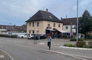 Haus kaufen in Kirchheimer Straße, 74357 Bönnigheim, Wohn- und Gewerbeimmobilie mit großem Grundstück, 6 Garagen und weitere Stellplätzen in Bönnigheim