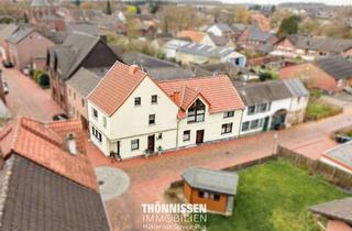 Haus kaufen in 52525 Waldfeucht, Wohnen mit Mehrwert: 2-Familienhaus mit Poolanlage oder zusätzlichem Baugrundstück im Herzen von Wal