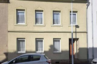 Haus kaufen in 08371 Glauchau, Hübsches Stadthaus in zentraler Lage wartet auf neues Leben