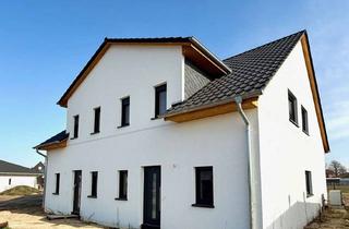 Doppelhaushälfte kaufen in Von-Humboldt-Straße, 39646 Oebisfelde, Neubaudoppelhaushälfte in KFW Standard (KFW Kredit 300) auf sonnigen Grundstück mit Blick ins Grüne