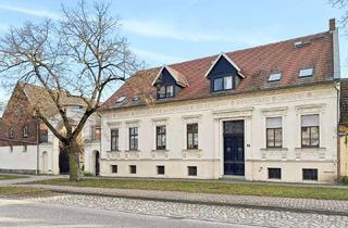 Haus kaufen in 39240 Groß Rosenburg, Historischer Vierseitenhof unter Denkmalschutz in Barby Groß Rosenburg