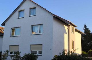 Haus kaufen in 63329 Egelsbach, Attraktives 3-Familienhaus mit Garten und Garage in Top-Zustand für Kapitalanleger o. Selbstnutzer