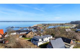 Haus kaufen in 24977 Langballig, Wohnen mit Meerblick – Zweifamilienhaus in traumhafter Fördelage