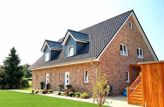 Doppelhaushälfte kaufen in 23570 Travemünde, Neubau Doppelhaushälfte auf Eigenland in Travemünde ruhige Lage