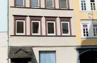 Haus kaufen in 65307 Bad Schwalbach, 3 Parteien Mietshaus / Zentrale Lage / Bad Schwalbach