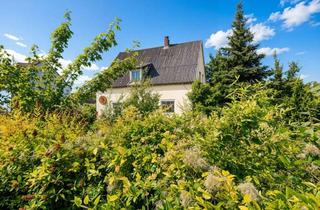 Anlageobjekt in 93142 Maxhütte-Haidhof, Mit Altbestand in Toplage für Mehrfamilienhaus!