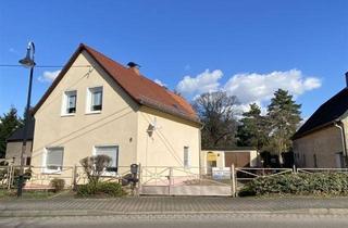 Einfamilienhaus kaufen in 04808 Thallwitz, Thallwitz * freistehendes Einfamilienhaus* 4 Zimmer*gr. Wohnzimmer* Küche sep. 1 Bad* 1 WC* unterkellert