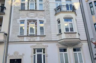 Wohnung mieten in Mecklenburgstraße 73, 19053 Altstadt, Attraktive 3-Zimmer-Wohnung mit Dachterrasse u. EBK im Herzen von Schwerin