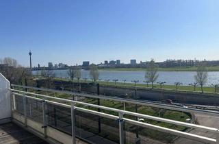 Penthouse mieten in 40549 Oberkassel, Penthouse-Whg mit Blick auf den Rhein, 2 Terrassen, EBK, Sauna & Garage in Oberkassel