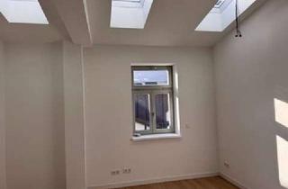 Wohnung mieten in Heidestraße 60, 60385 Nordend-Ost, Helle 2,5-Zimmer Wohnung im 3. OG in Frankfurt Nordend-Ost