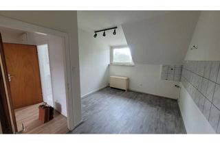 Wohnung mieten in Rosenkamp 19, 45476 Styrum, Helle 2-Zimmer-Wohnung mit Küche und Bad in Mülheim an der Ruhr - Styrum