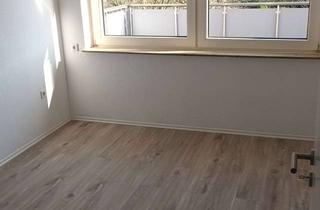 Wohnung mieten in 48161 Roxel, Helle 3-Zimmer- Wohnung in MS-Roxel (84 qm plus 40 qm Dachterrasse, 20 qm berechnet) (Wohnen über