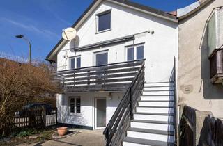 Haus kaufen in 82362 Weilheim, Renoviertes Stadthaus mit zwei Wohneinheiten und vielseitigen Nutzungsmöglichkeiten!