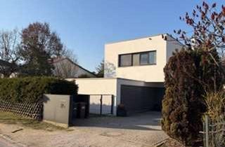 Einfamilienhaus kaufen in 14532 Stahnsdorf, Modernes und feistehendes Einfamilienhaus in zeitloser Architektur