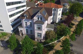 Villa kaufen in Rosa Luxemburg Straße 19, 18055 Stadtmitte, Historische Jugendstilvilla am Rostocker Bahnhof