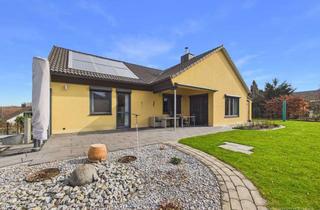 Einfamilienhaus kaufen in 91315 Höchstadt, Modernisiertes Einfamilienhaus mit Einliegerwohnung, PV-Anlage und großem Grundstück Nähe Erlangen