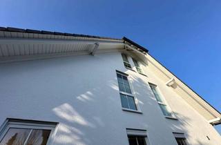 Doppelhaushälfte kaufen in 65232 Taunusstein, Gemütliche Doppelhaushälfte mit offener Einbauküche, 2 Bädern, Garten & PKW Außenstellplatz