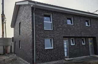 Haus mieten in Rosenweg 24, 59399 Olfen, Neubau DHH, EH 40, 128m2 mit Terasse und Garten, Erstbezug