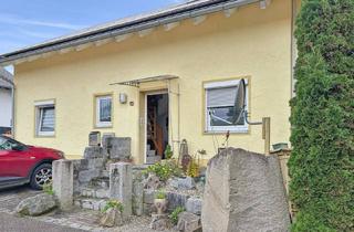 Wohnung kaufen in 94436 Simbach, 4-Zi.-Wohnung (frei ab NOV) 1.OG, ca. 107 m² im 2-Familien-Haus in Simbach b.Landau f. Eigennutzer