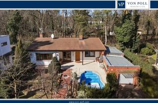 Einfamilienhaus kaufen in 14532 Kleinmachnow, Bungalow mit Pool und wunderschönem Garten in ruhiger, bevorzugter Lage