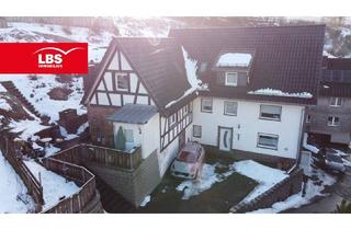 Haus kaufen in 57319 Bad Berleburg, Bad Berleburg - Zweifamilienhaus in Bad Berleburg-Girkhausen