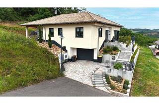 Haus kaufen in 55568 Staudernheim, Staudernheim - Wohnen mit Weitblick - moderner Bungalow in ruhiger Lage auf einer Ebene