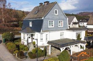Einfamilienhaus kaufen in Seltkerpad 10, 59939 Olsberg, Olsberg - Olsberg: Großzügiges Einfamilienhaus mit Carport, Loggia und Garten