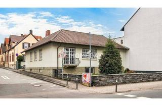 Haus kaufen in 55268 Nieder-Olm, Nieder-Olm - Charmantes EFH mit Terrasse, Stellplatz und ausgebautem Keller in zentraler Lage von Nieder-Olm