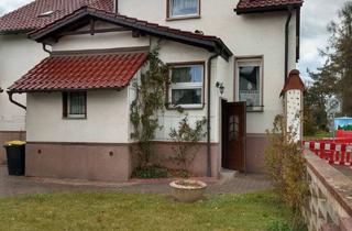 Haus kaufen in 04683 Naunhof, Naunhof - Stadthaus mit separatem Baugrundstück