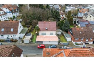 Einfamilienhaus kaufen in 61381 Friedrichsdorf, Friedrichsdorf - RARITÄT IN BESTLAGE: Freistehendes EFH mit großem Entwicklungsspielraum
