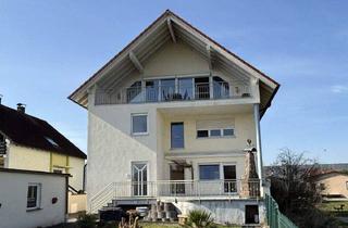 Haus kaufen in 76706 Dettenheim, Dettenheim - Repräsentatives 2-Familienhaus in toller Ortsrandlage mit Keller, Garage und schönem Garten