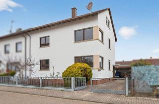 Haus kaufen in 76356 Weingarten, Weingarten - Vielseitiges Wohnhaus mit Nebengebäuden und Garten in attraktiver Lage