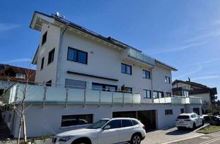 Wohnung kaufen in 77704 Oberkirch, Oberkirch-Bottenau - 4-Zi.-Whg. mit Ausblick u. Dachterrasse in Oberkirch-Bottenau. Neubau. Genießen sie Wohnen in Ruhe und im Grünen.