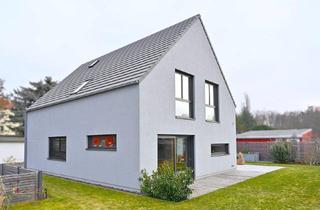 Einfamilienhaus kaufen in 01237 Dresden, Dresden - Traumhaftes großes Einfamilienhaus in ruhiger Seitenstraße zu verkaufen