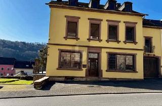 Haus kaufen in 54655 Malberg, Malberg - CHARMANTES HAUS MIT BLICK AUF SCHLOSS MALBERG