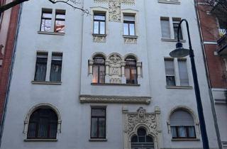 Wohnung kaufen in 65195 Wiesbaden, Wiesbaden - Gemütliche 3,5 Zimmer Maisonette - Dachgeschosswohnung