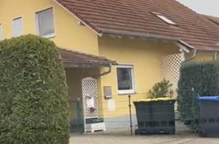 Haus kaufen in 79206 Breisach, Breisach am Rhein - freistehendes Haus mit 3 Wohnungen