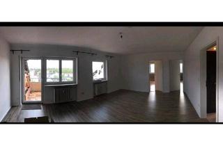 Haus kaufen in 93133 Burglengenfeld, Burglengenfeld - MFH mit 3 WHG Garten Garagen- Voll vermietet- gute Rendite