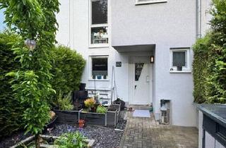 Haus kaufen in 61130 Nidderau, Nidderau - Provisionsfrei - Modernisiertes Reihenmittelhaus im Herzen von Nidderau - einziehen und wohlfühlen