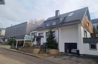 Mehrfamilienhaus kaufen in 58642 Iserlohn, Iserlohn - Mehrfamilienhaus, Pension, Lagerhallen