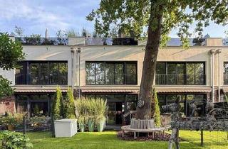 Haus kaufen in 14476 Potsdam, Potsdam - Design-Townhouse in exklusivem Villenpark - Idyllisch Wohnen mit viel Platz, Terrasse und Garten