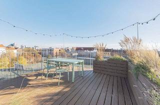 Wohnung kaufen in 10247 Berlin, Berlin - Traumhafte Dachgeschosswohnung mit Blick über Berlin-City