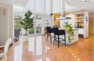 Haus kaufen in 63755 Alzenau, Alzenau - Modernisiertes Zweifamilienhaus in Alzenau 265 m² Wohnfläche - PV, Sauna & Premiumausstattung