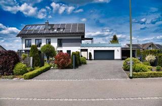 Haus kaufen in 87770 Oberschönegg, Oberschönegg - Zweifamilienhaus mit Pool, Dachterrasse, unverbaubarem Ausblick im schönen Unterallgäu