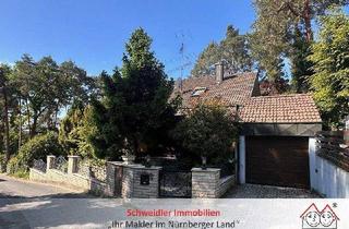 Einfamilienhaus kaufen in 90571 Schwaig, Schwaig - Wohnen mit WOW-Effekt - Freistehendes Architektenhaus mit Platz, Potenzial u.v.m. in Behringersdorf