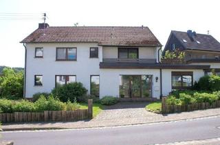 Einfamilienhaus kaufen in 53809 Ruppichteroth, Ruppichteroth - Einfamilienhaus mit Einliegerwohnung in zentraler Lage von Ruppichteroth