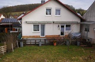 Einfamilienhaus kaufen in 97688 Bad Kissingen, Einfamilienhaus mit Einliegerwohnung und Nebengebäuden in Bad Kissingen-Stadtteil Arnshausen