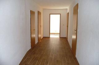 Wohnung mieten in Th.-Körner-Straße 11, 08223 Falkenstein, Helle 3-Raum-Wohnung mit Tageslichtbad