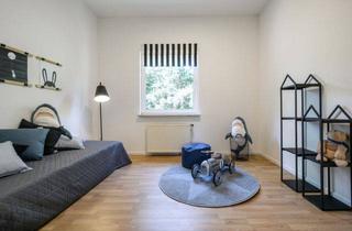 Wohnung kaufen in 95028 Hof, Starke Kapitalanlage: 3-Zi.-Wohnung in Hof mit Stellplatz & erhöhter AfA